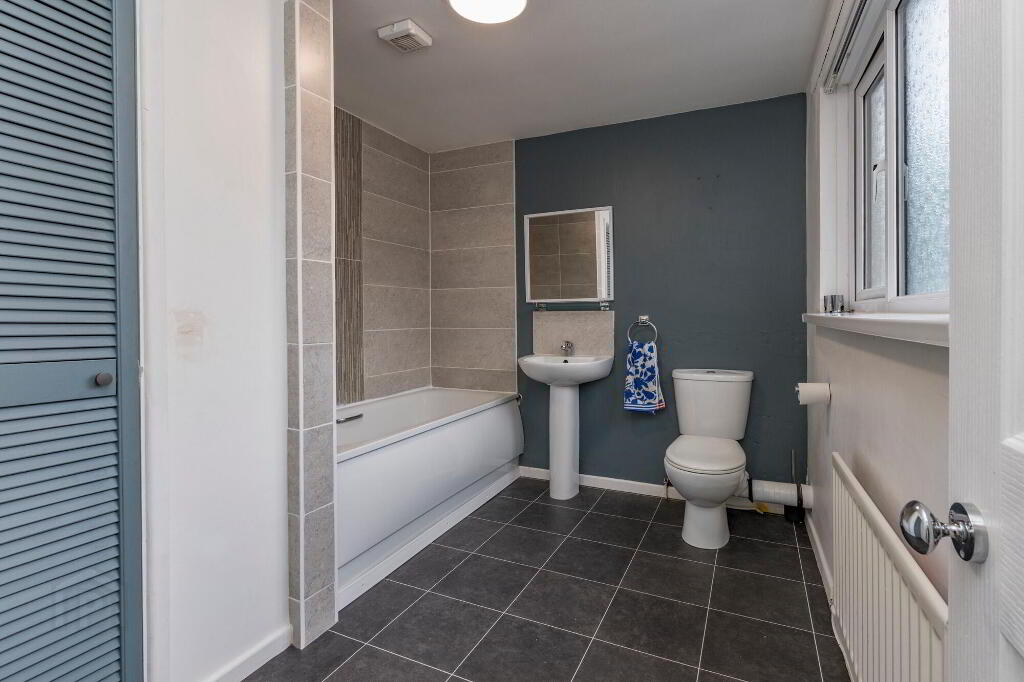 Photo 10 of 50 Kensington Avenue, Belfast