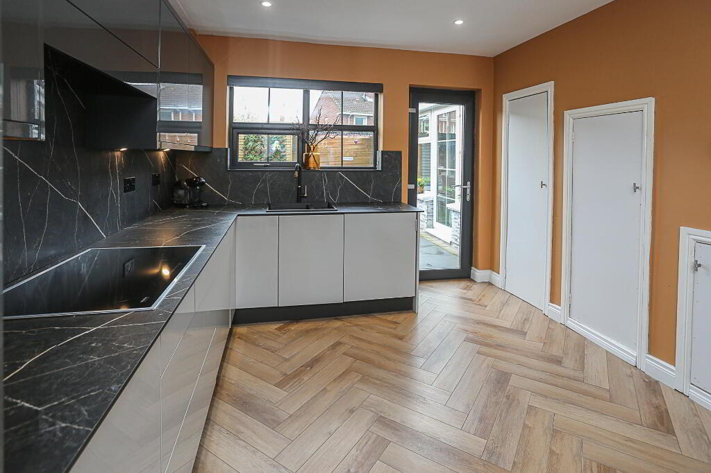 Photo 9 of 10 Knock Eden Parade, Belfast