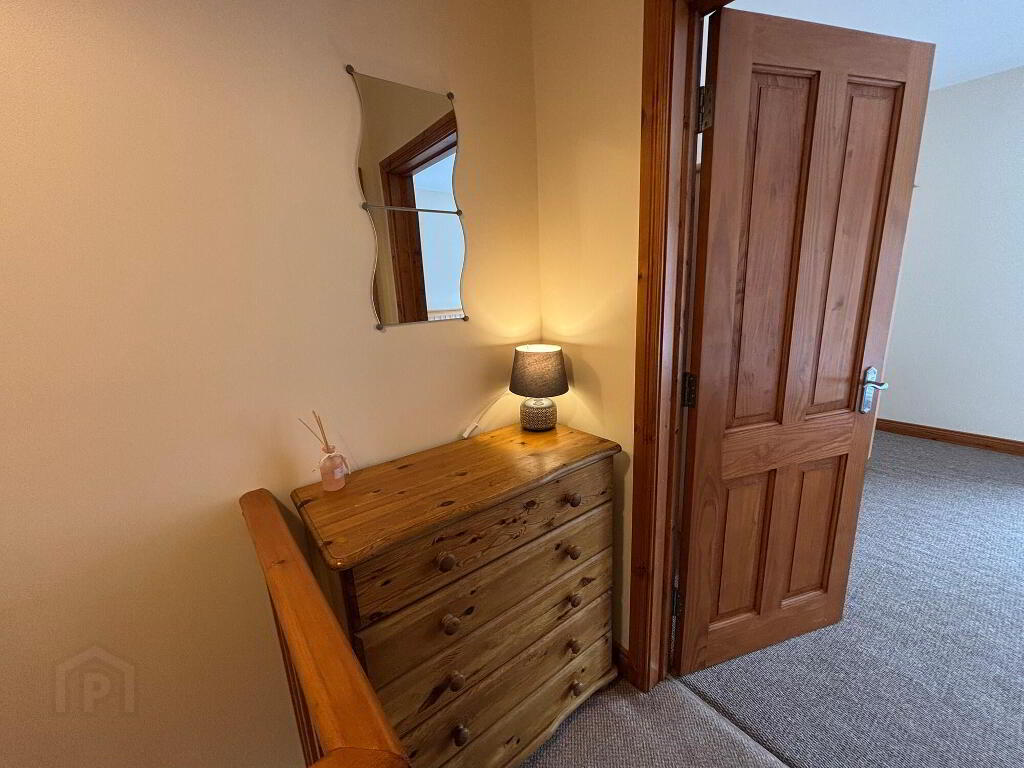 Photo 11 of 66 London Street, Belfast