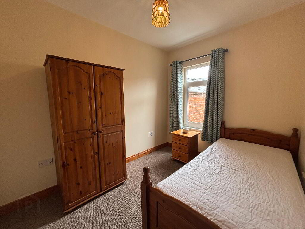 Photo 12 of 66 London Street, Belfast