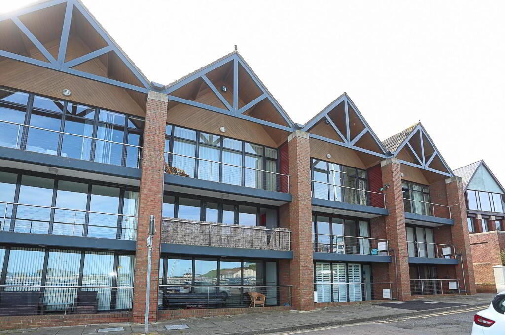 28 The Bay, Seacliff Road, Ballyholme, Bangor, BT20 5HD