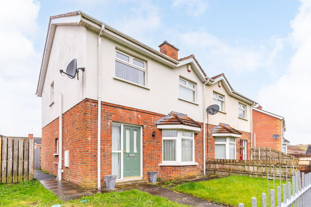 Photo 1 of 33 Lismore Manor, Criagavon