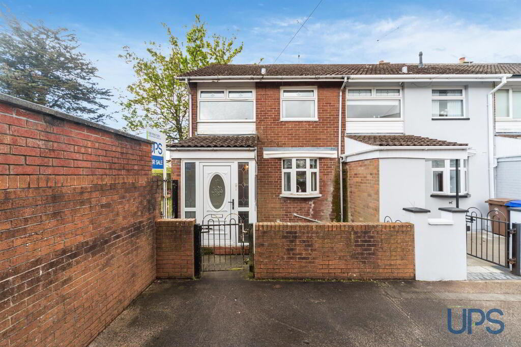 28 Moyard Park, Belfast, BT12 7FS