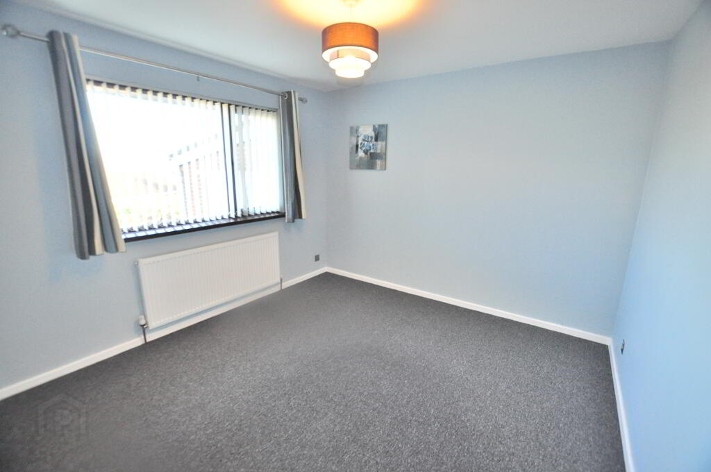 Photo 7 of 14 Vaddegan Drive, Glengormley