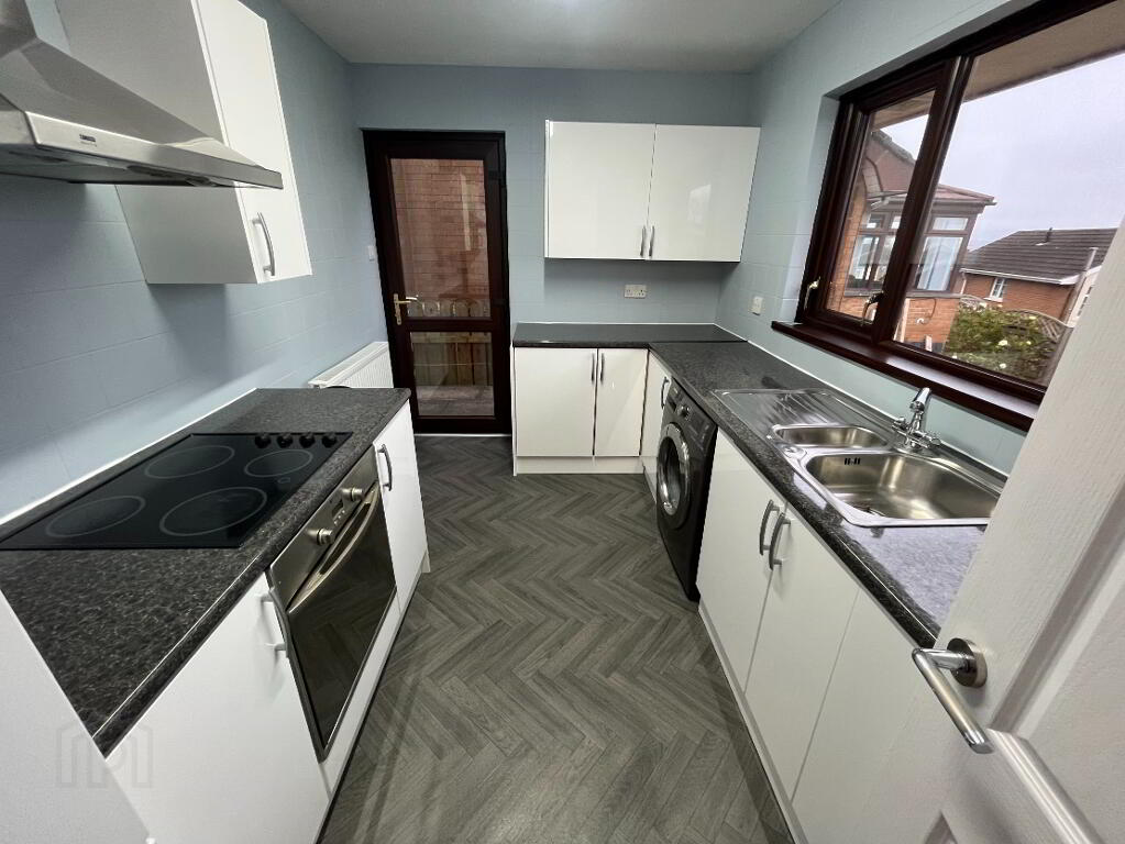 Photo 6 of 14 Vaddegan Drive, Glengormley