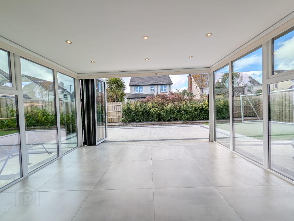 Photo 17 of 40 Tollymore Brae, Newcastle