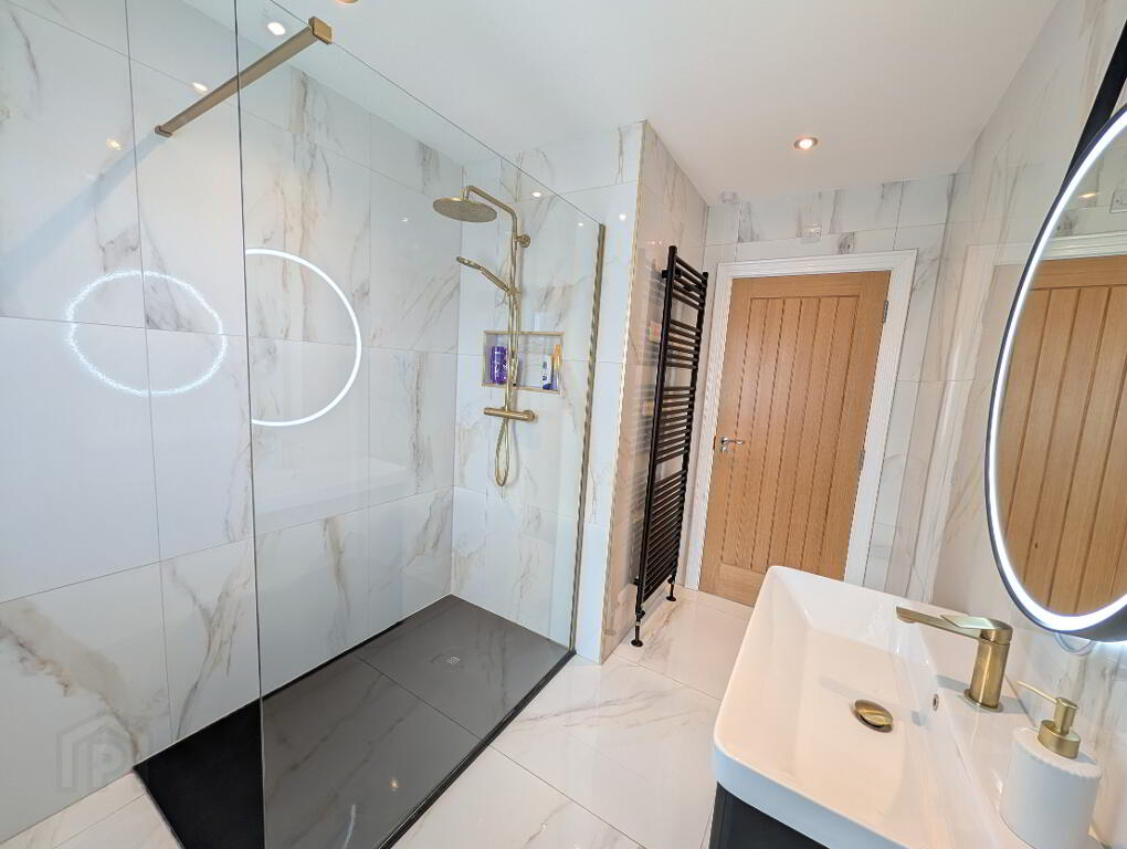 Photo 34 of 40 Tollymore Brae, Newcastle