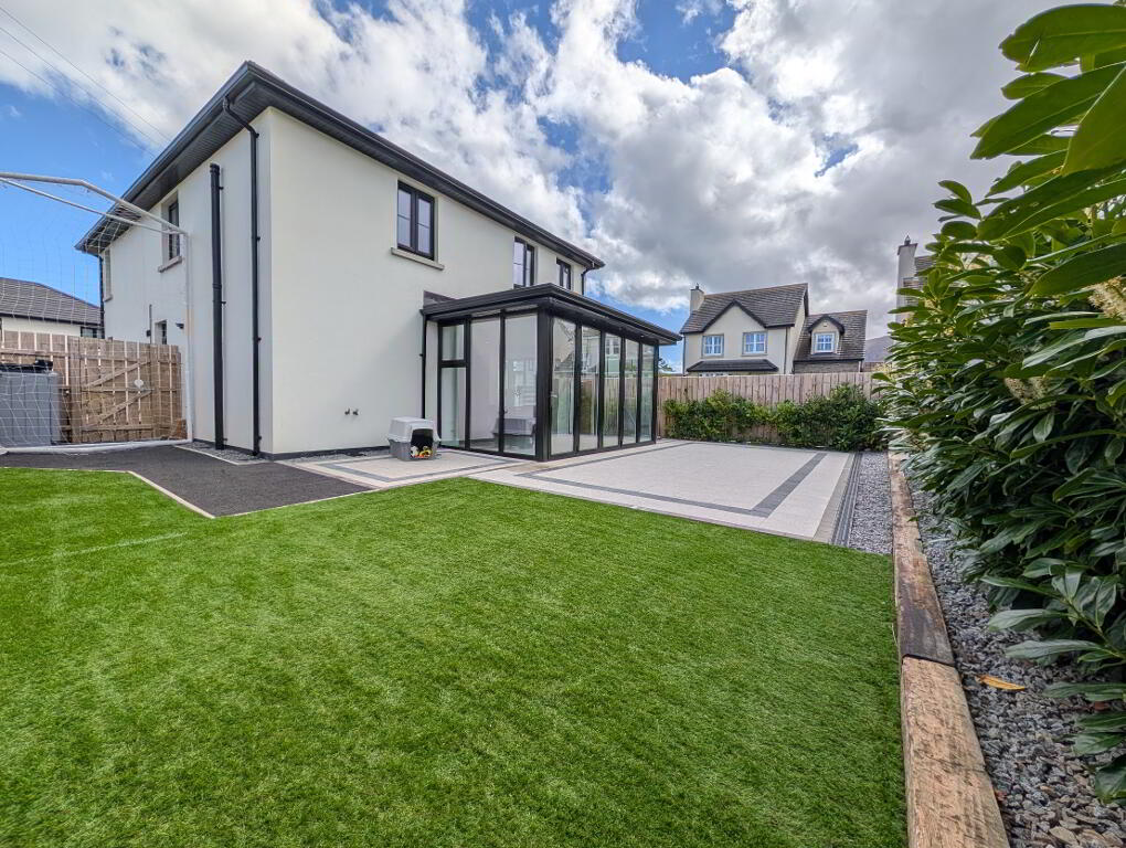 Photo 35 of 40 Tollymore Brae, Newcastle