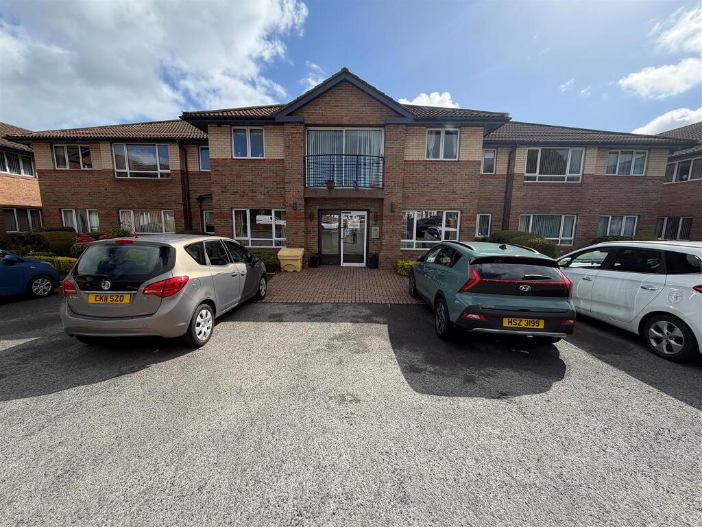 30 Roseville Apartments, Bangor, BT19 1DZ