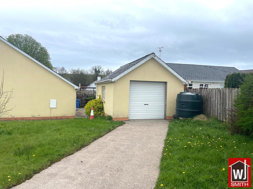 Photo 36 of 18 Grove Heights, Ederney