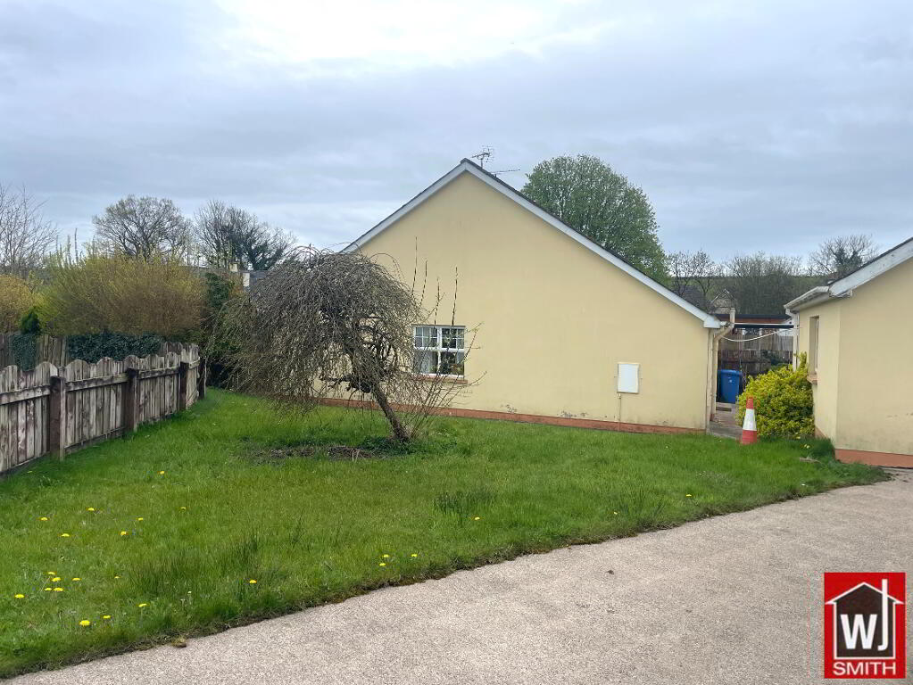 Photo 37 of 18 Grove Heights, Ederney