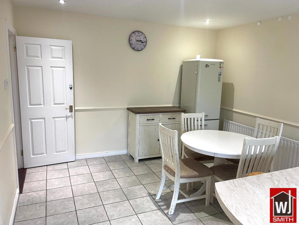 Photo 17 of 18 Grove Heights, Ederney