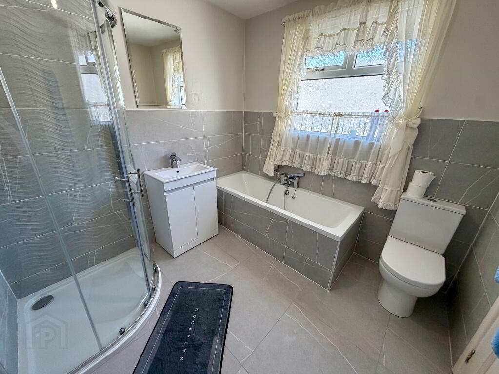 Photo 12 of 8 Robert Street, Waterside, L’derry