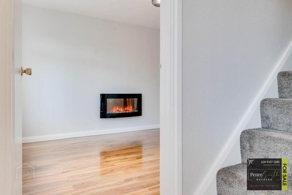 Photo 7 of 8 Meadowvale Close, Bangor