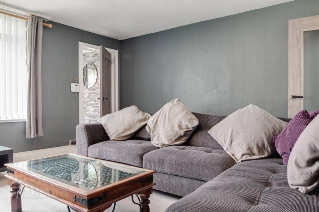 Photo 7 of 6 St Gallens Court, Bangor