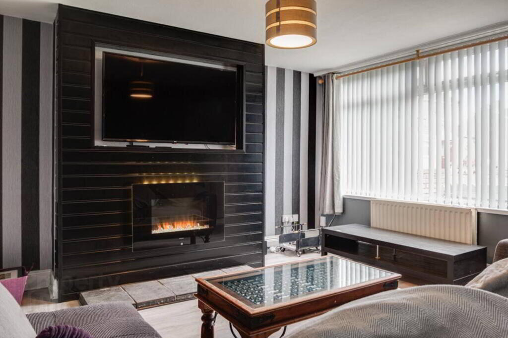 Photo 4 of 6 St Gallens Court, Bangor