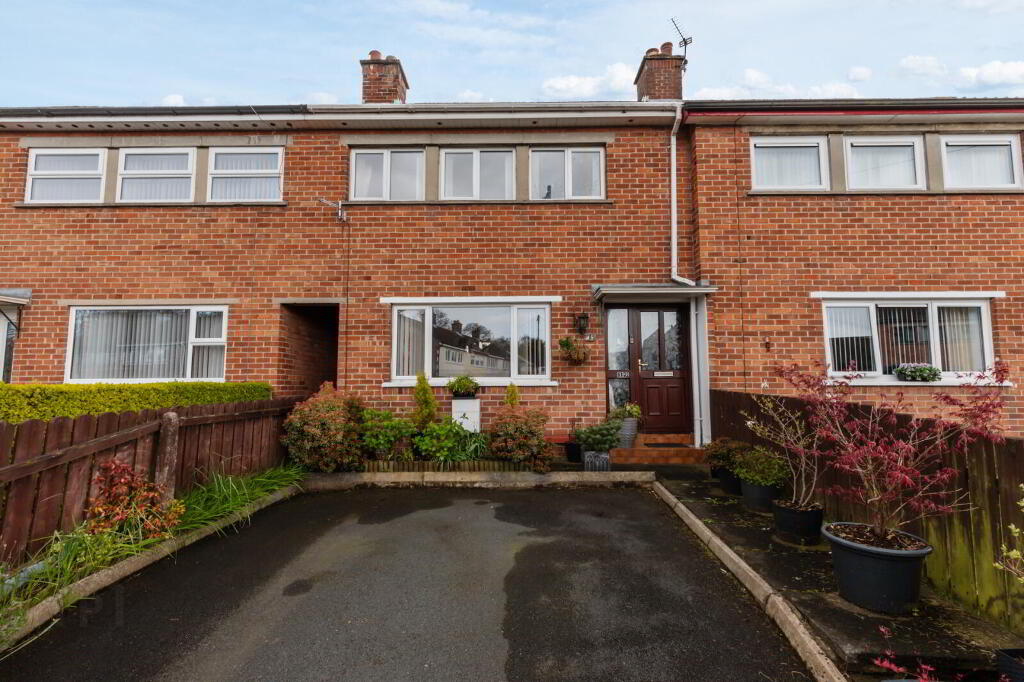 19 Grays Park, Belfast, BT8 7QH