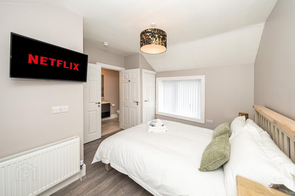 Photo 8 of Luxury En-Suite Rooms - Bills Included, 34 Clarendon Street,...Derry/Londonderry