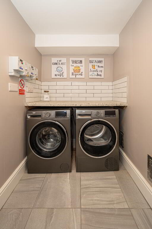 Photo 15 of Luxury En-Suite Rooms - Bills Included, 34 Clarendon Street,...Derry/Londonderry