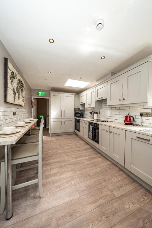 Photo 4 of Luxury En-Suite Rooms - Bills Included, 34 Clarendon Street,...Derry/Londonderry