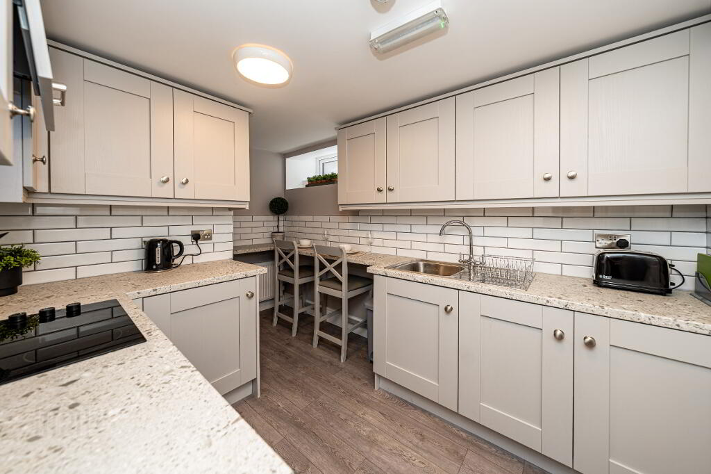 Photo 9 of Luxury En-Suite Rooms - Bills Included, 34 Clarendon Street,...Derry/Londonderry