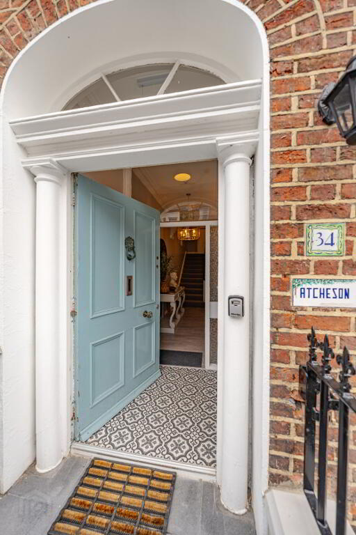 Photo 18 of Luxury En-Suite Rooms - Bills Included, 34 Clarendon Street,...Derry/Londonderry