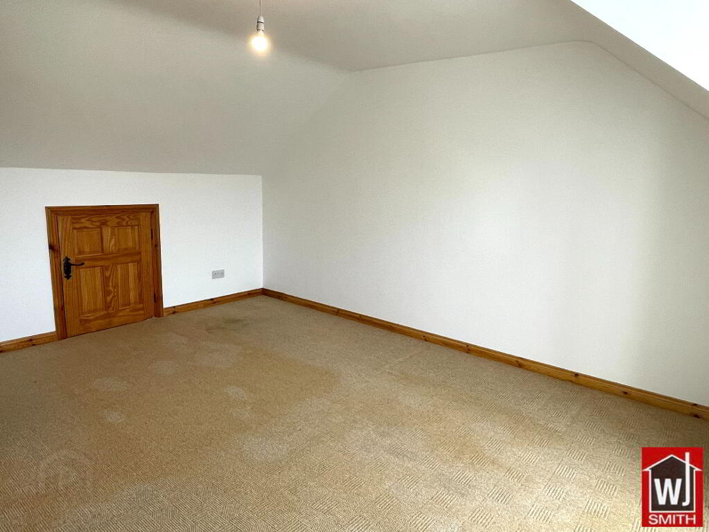 Photo 35 of 21 Ashleigh Court, Castlederg