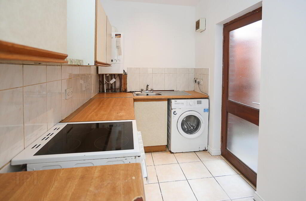 Photo 10 of 29 Olympia Drive, Belfast