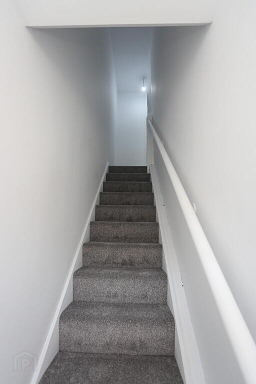 Photo 13 of 29 Olympia Drive, Belfast