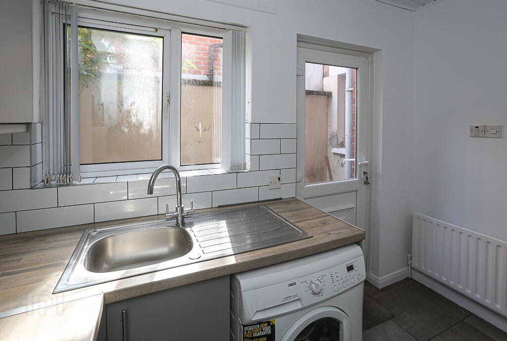 Photo 13 of 16 Empire Parade, Belfast