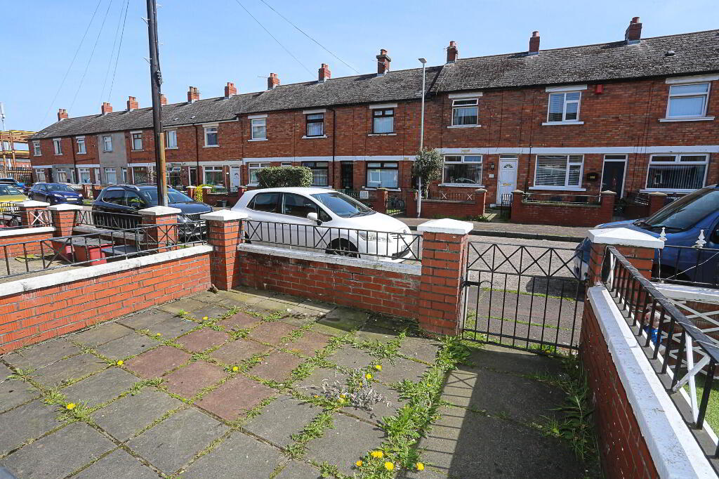 Photo 27 of 16 Empire Parade, Belfast