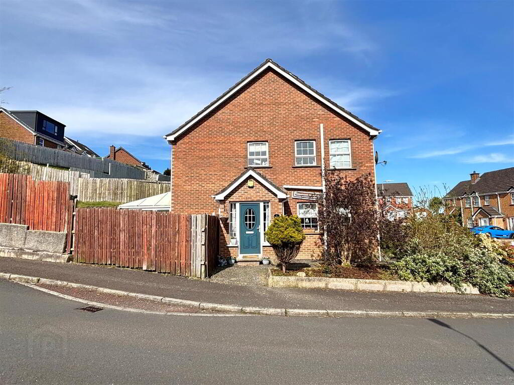 2 Loughview Green, Belfast, BT14 8QH