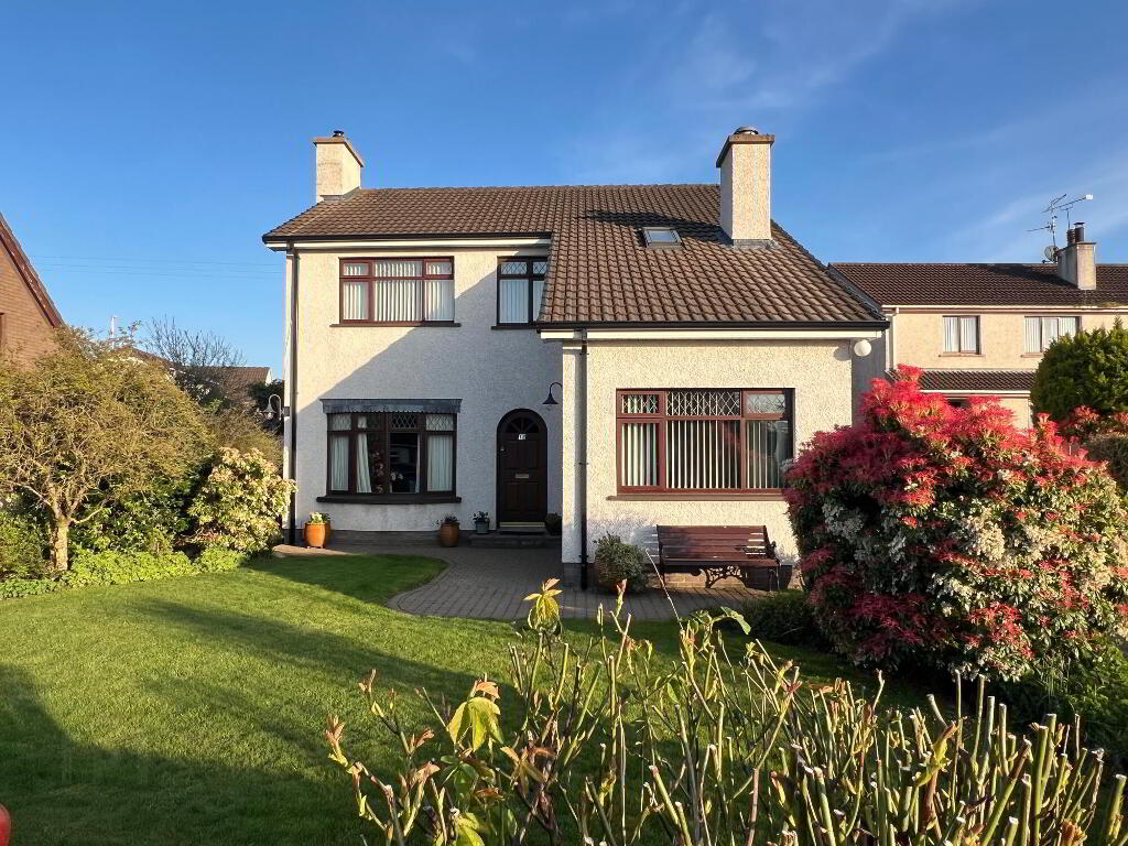 Photo 1 of 19 Thornhill Drive, Magherafelt