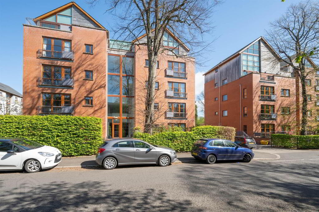 B1 Apt Malone Square, 42 Windsor Park, Belfast, BT9 6JU