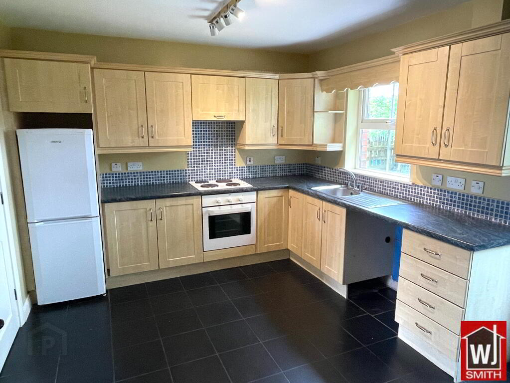 Photo 10 of 18 Melmount Mews, Strabane