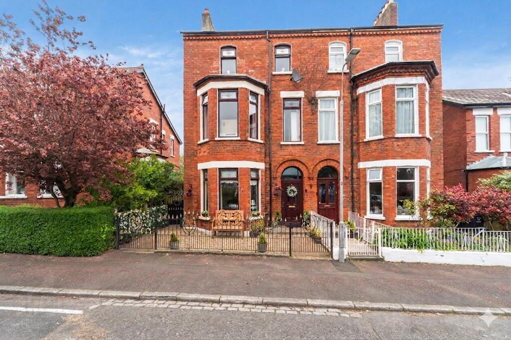 24 Chichester Avenue, Belfast, BT15 5EH