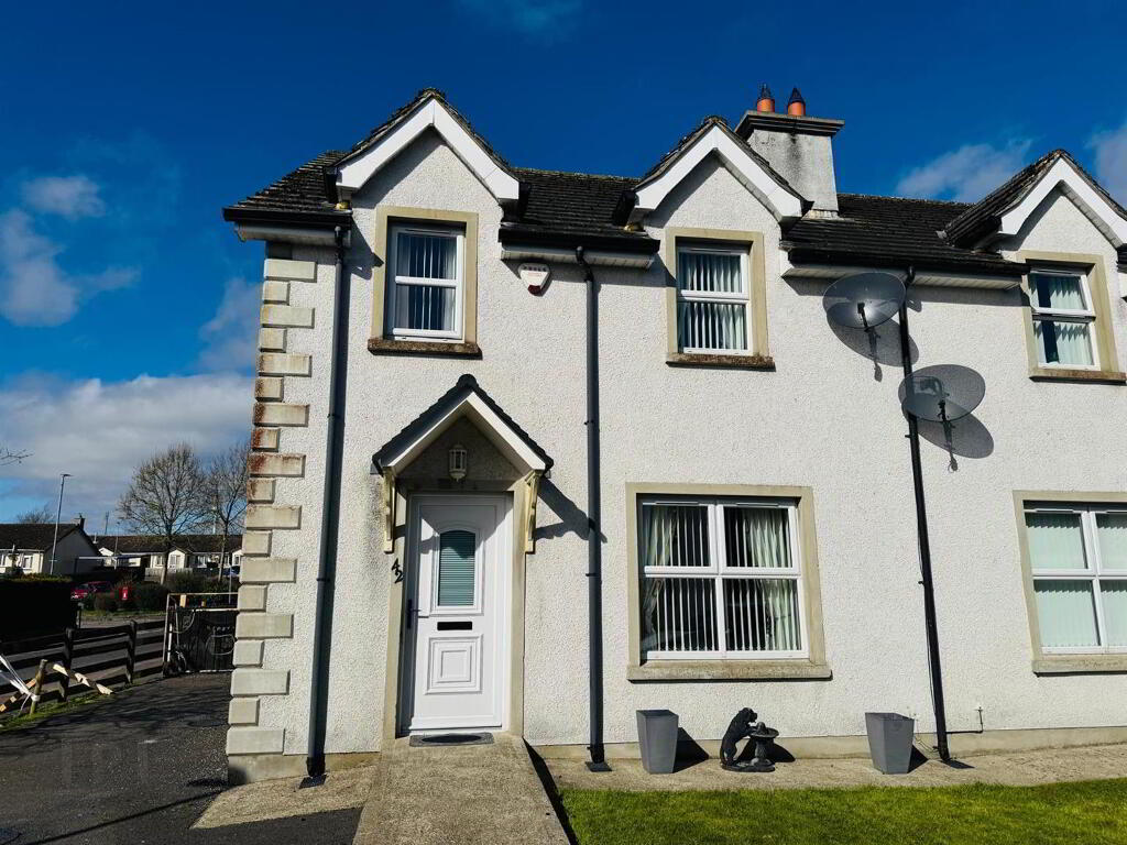 42 Elm Wood Green, Castlederg, BT81 7GZ