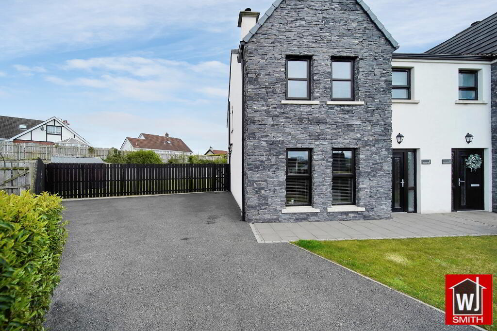 Photo 36 of 4 Riverview Manor, Castlederg