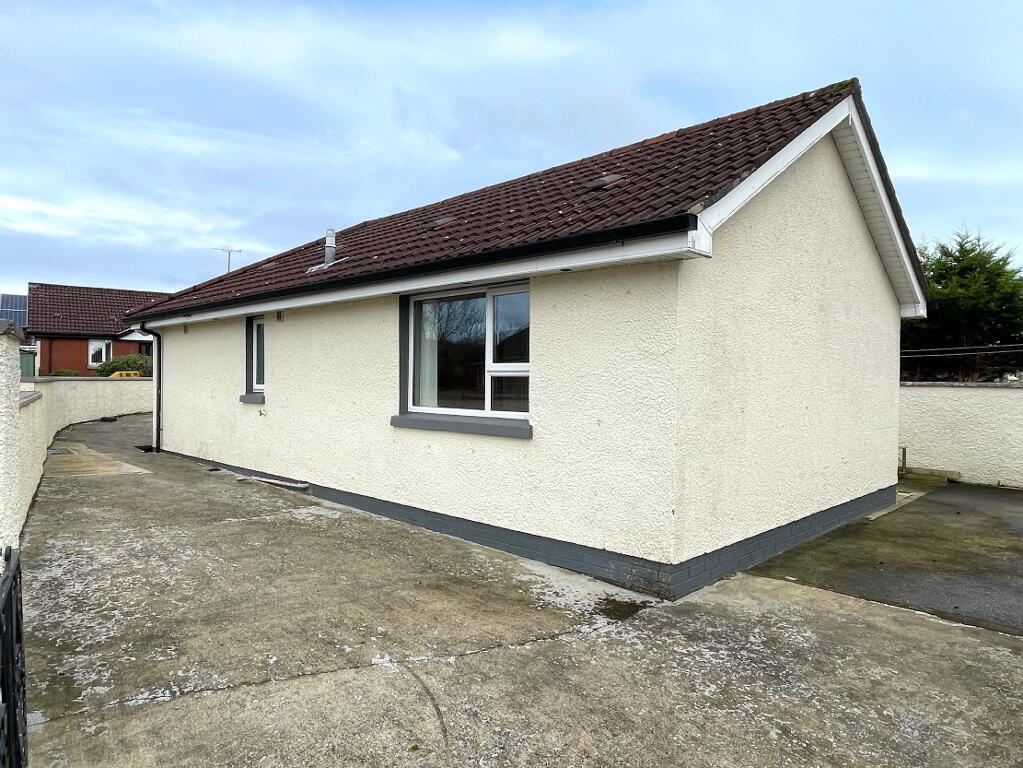 Photo 17 of 100 Millbrook Gardens, Castlederg