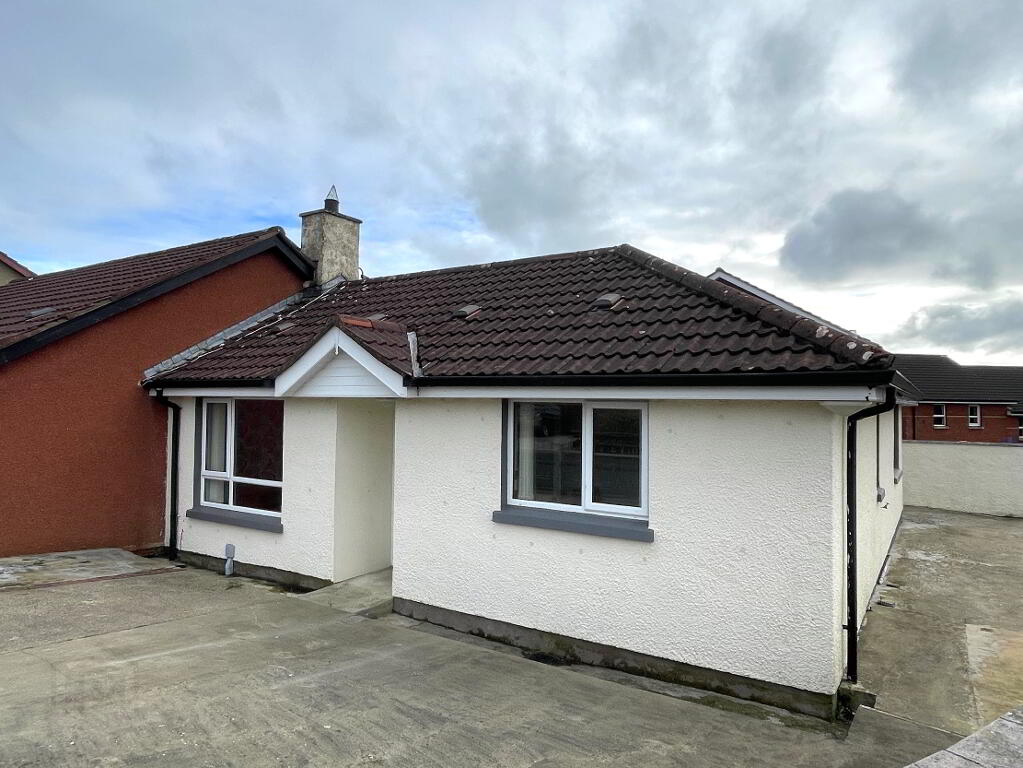 Photo 1 of 100 Millbrook Gardens, Castlederg