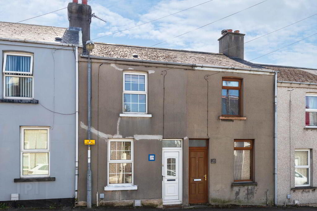 Photo 2 of 39 Beatrice Road, Bangor