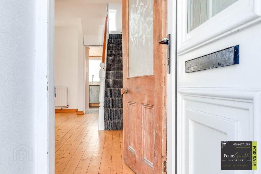 Photo 4 of 39 Beatrice Road, Bangor