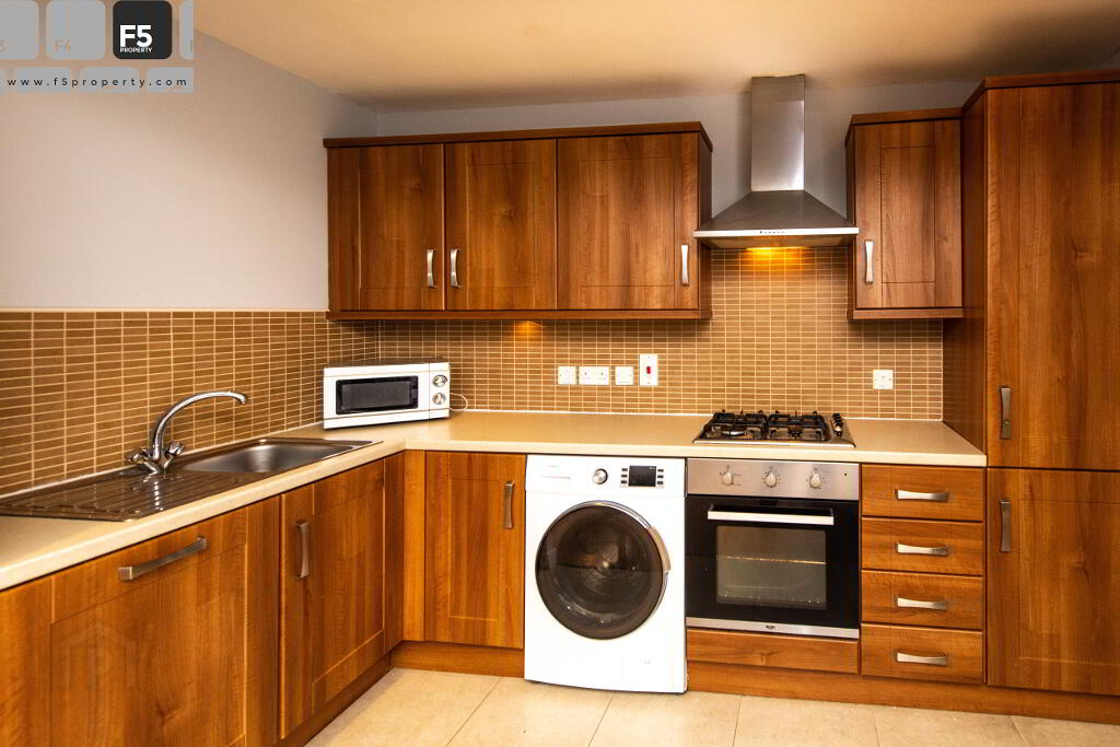 5 Luna Building-Kitchen
