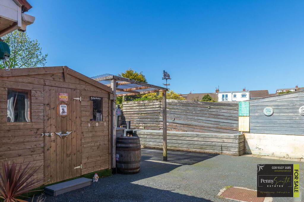 Photo 45 of 18 Shiralee Drive, Newtownards
