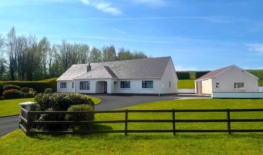 136 Tullyvar Road, Aughnacloy, BT69 6BN