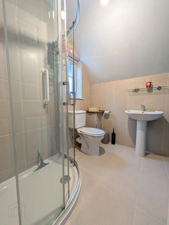 Photo 13 of 21 Kenway Drive, Newcastle