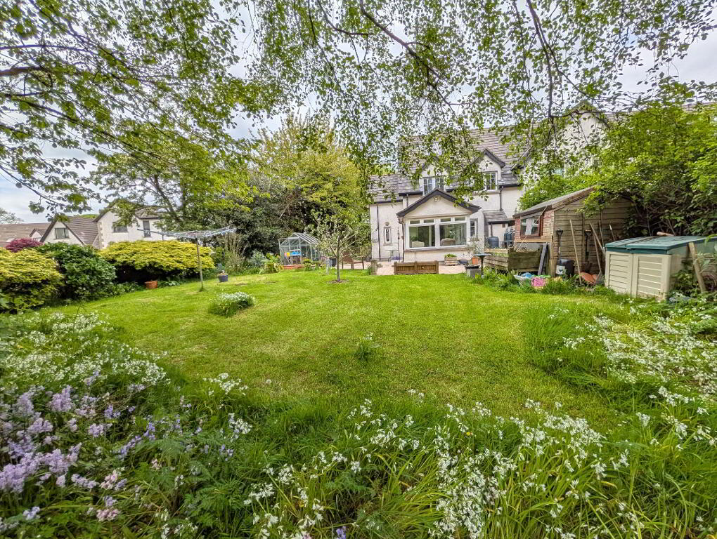 Photo 18 of 21 Kenway Drive, Newcastle