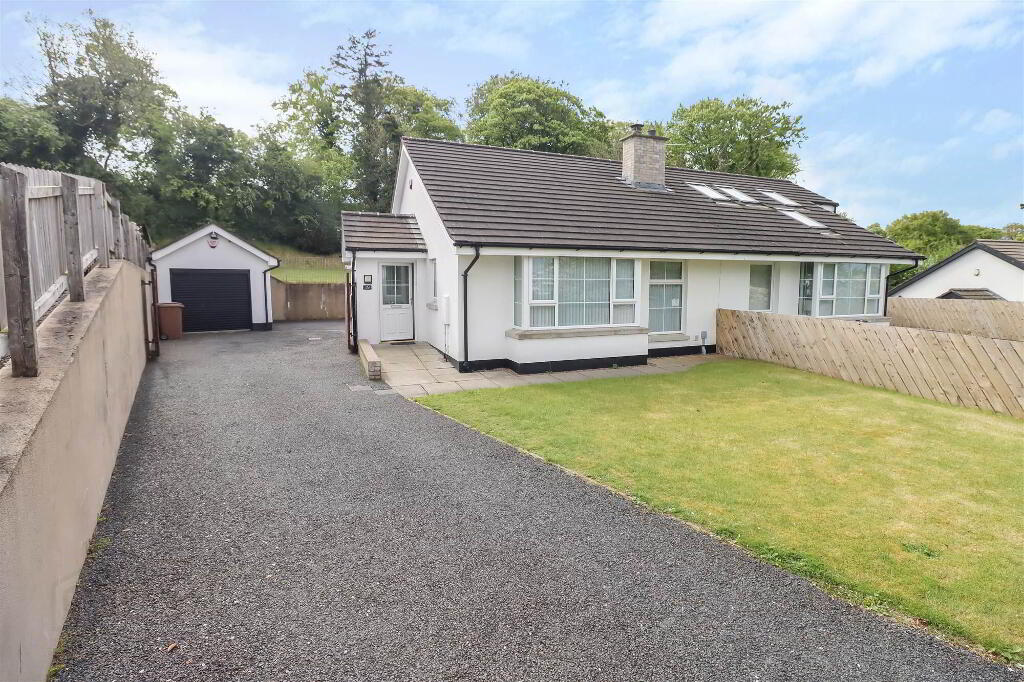 19 Millmount Lane, Dundonald, Belfast, BT16 1WN