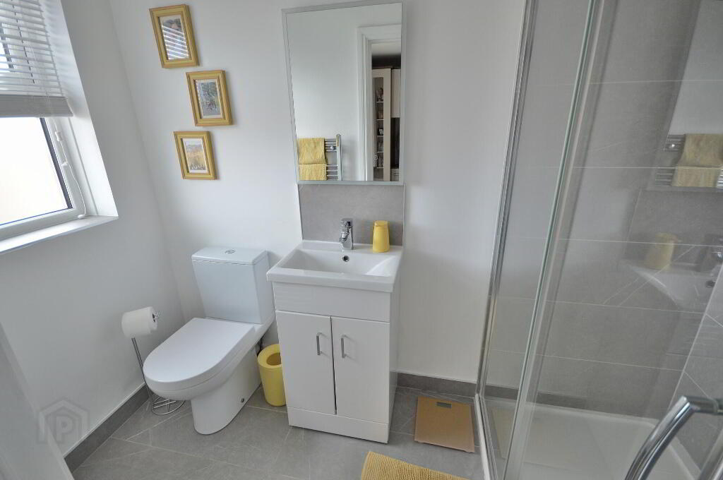 Photo 11 of 72 Balmoral Square, Bangor