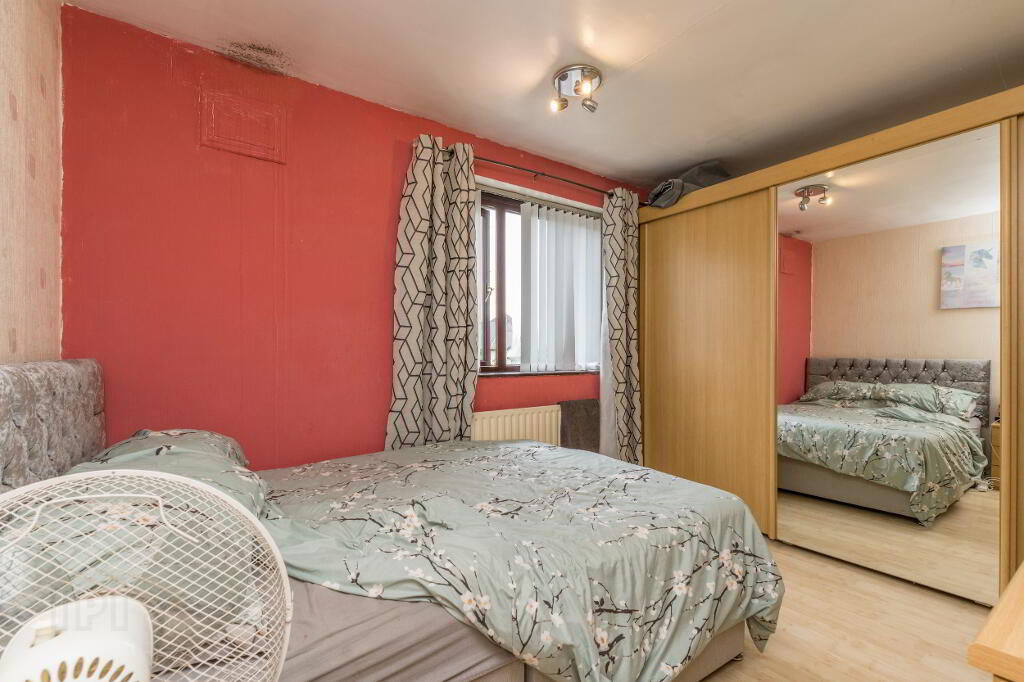 Photo 12 of 13 Geeragh Place, Finaghy, Belfast